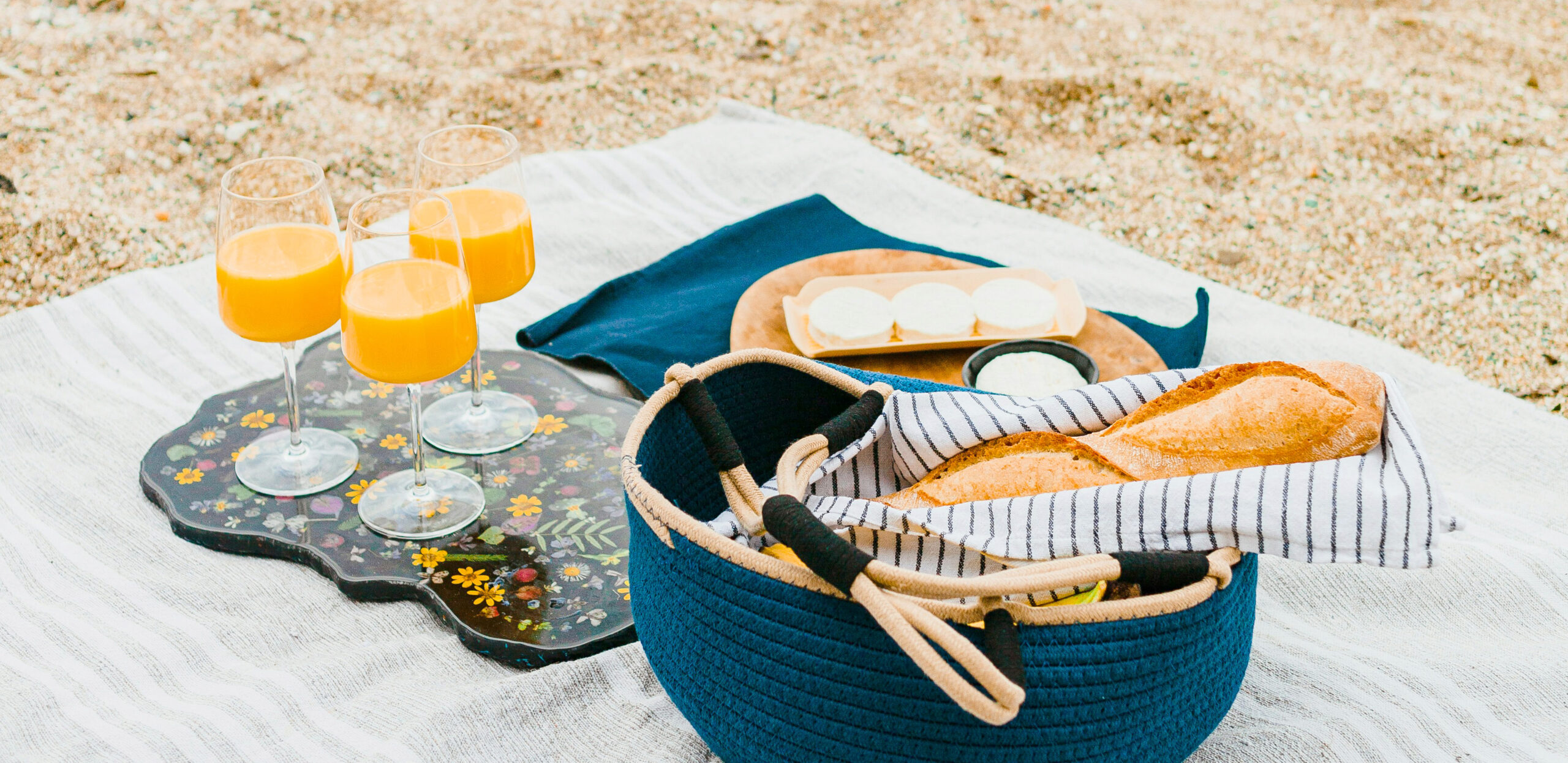 Snacks and Treats Category Header