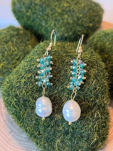 Coastal Glow Earrings - Image 5